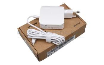 Samsung NP900X3C original AC-adapter 65.0 Watt EU Wallplug white small