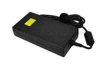 Toshiba Qosmio X870-15F original AC-adapter 180.0 Watt